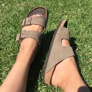 BIRKENSTOCK 🔴 Arizona Soft footbed size 38